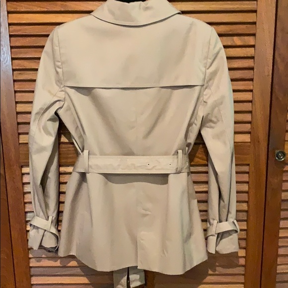 Jacket - Picture 3 of 4